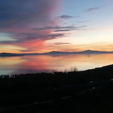 Torre Del Lago Trasimeno Bed & Breakfast Passignano sul Trasimeno