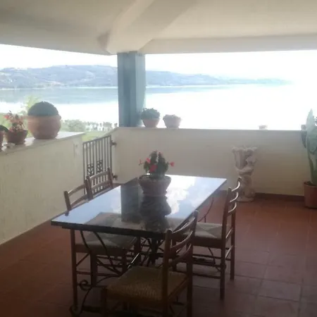 Torre Del Lago Trasimeno Oda ve Kahvaltı