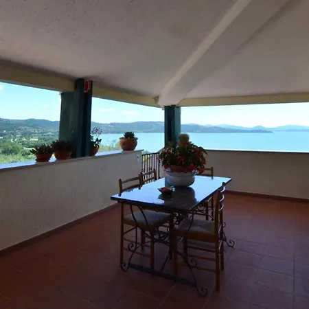 Bed & Breakfast Torre Del Lago Trasimeno *